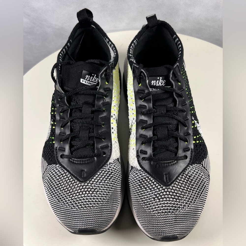 Nike Air Max Flyknit Racer Oreo Shoes Black White Volt Sz 7.5 great condition - Picture 4 of 8